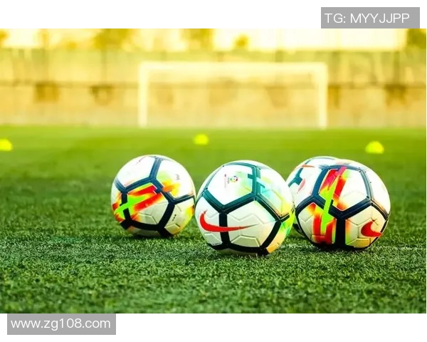 《从草根到巨星足球生涯挑战:打造你的传奇足球王朝》 《从草根到巨星足球生涯挑战:打造你的传奇足球王朝》